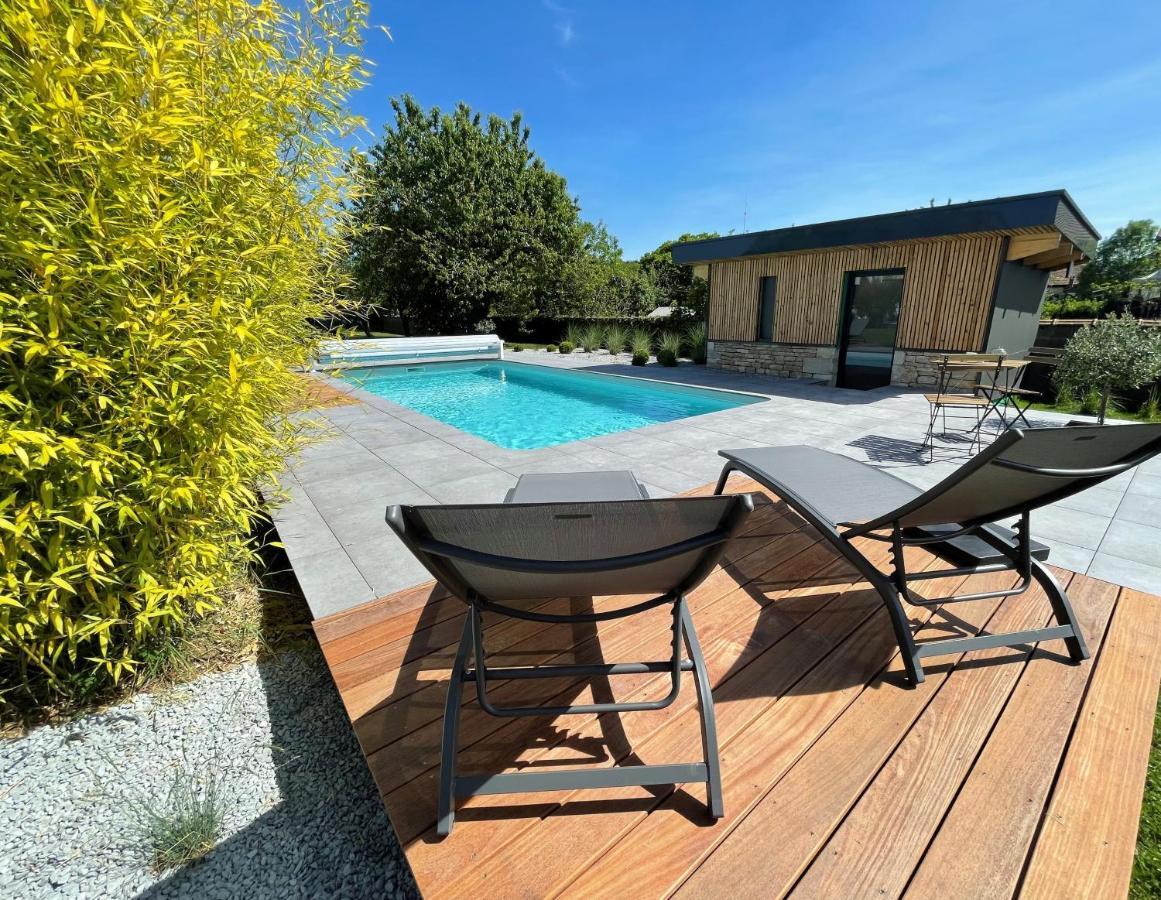 Appart-Hotel N 4 Calme Avec Terrasse, Wi-Fi Haut Debit, Petit-Dejeuner, Room-Service Et Parking Prive Chouzelot Dış mekan fotoğraf