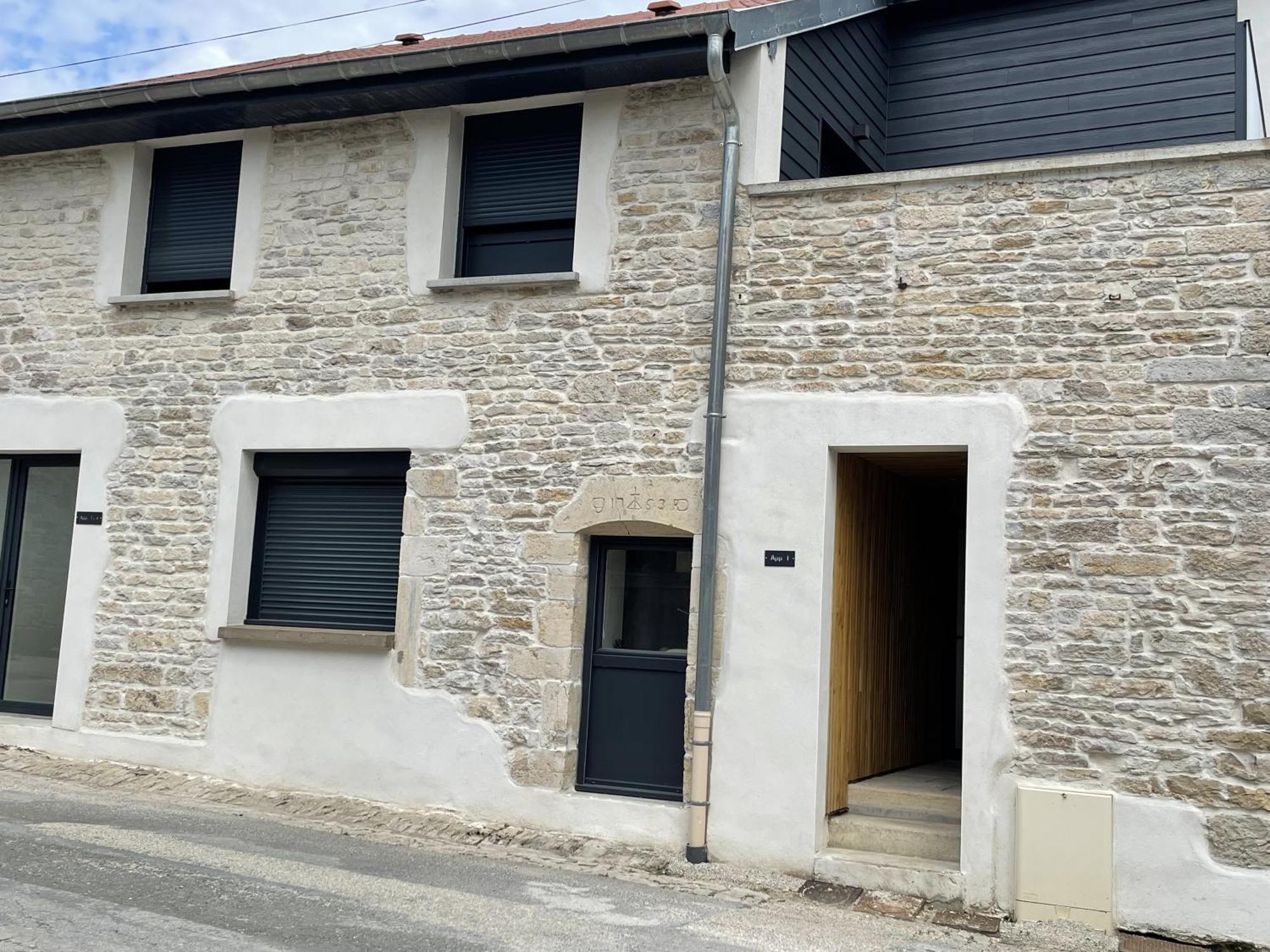 Appart-Hotel N 4 Calme Avec Terrasse, Wi-Fi Haut Debit, Petit-Dejeuner, Room-Service Et Parking Prive Chouzelot Dış mekan fotoğraf